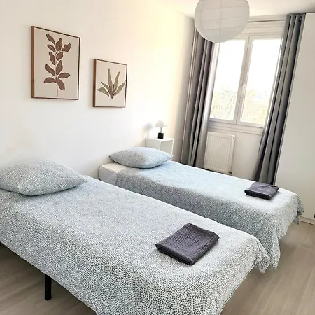 Ideal Vacation * بوندي