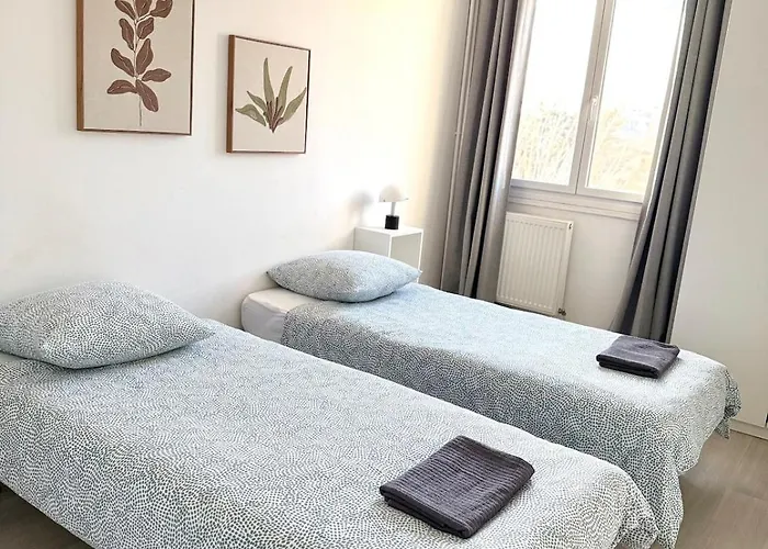 Ideal Vacation * بوندي